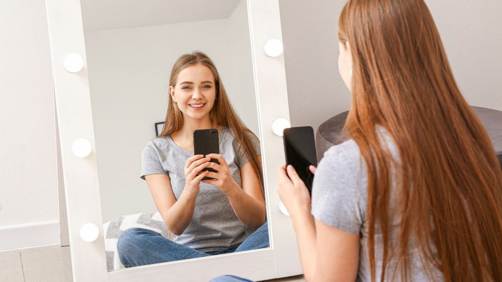 200+ Perfect Mirror Selfie Captions for Instagram