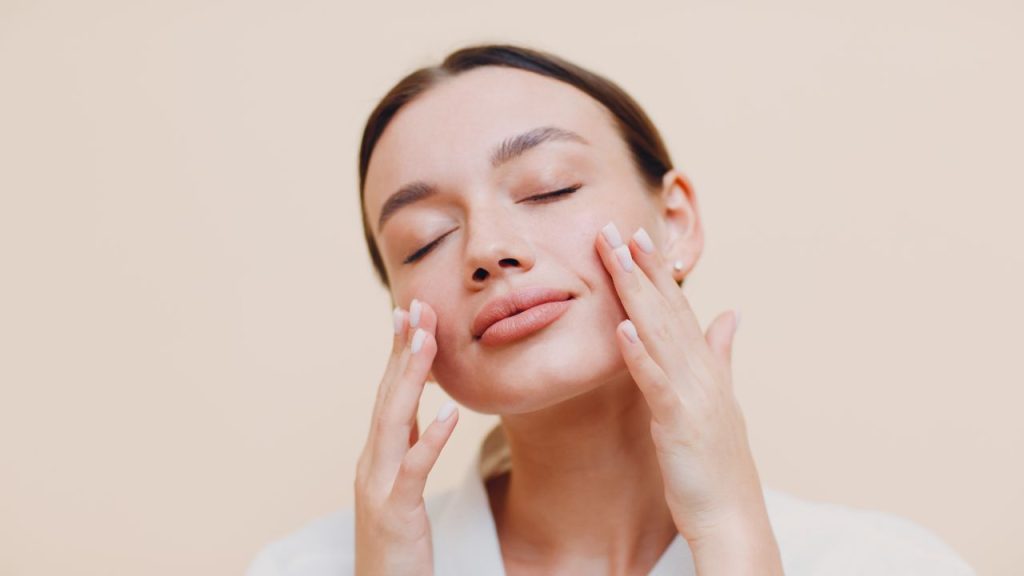 Gentle Face Massage