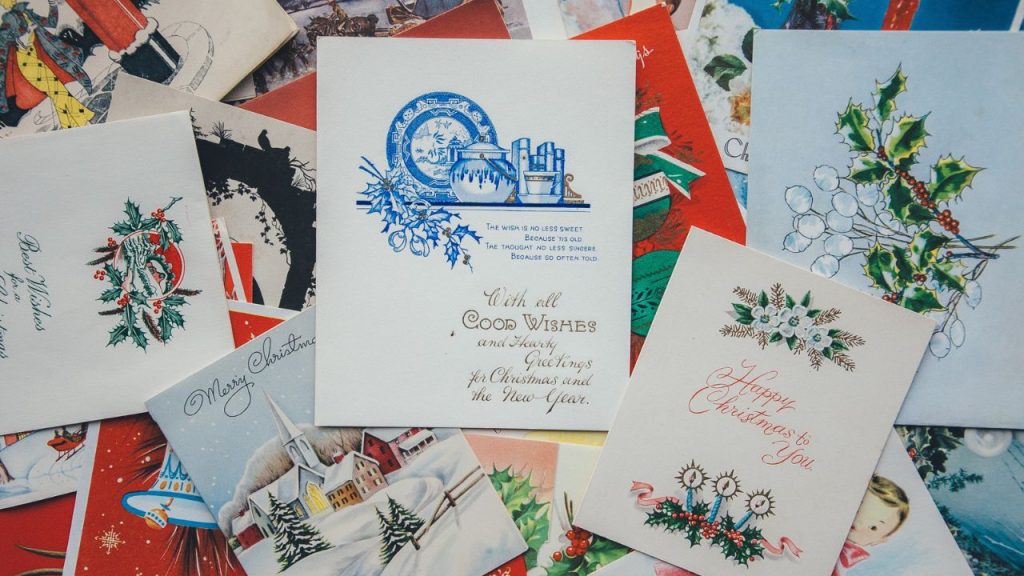 Christmas Messages for Friends and Family Far Away