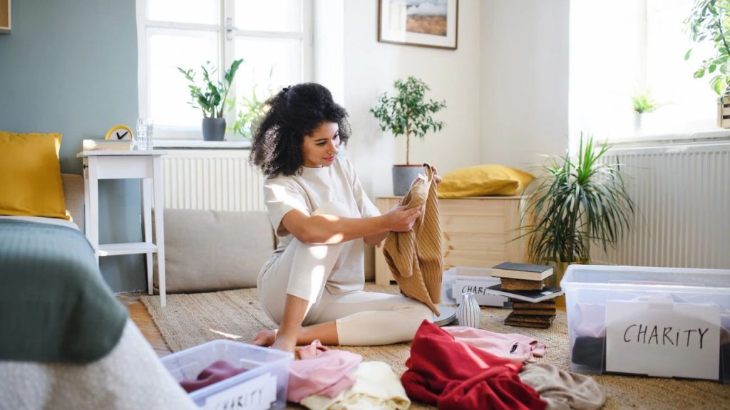 Declutter Your Home Before Christmas